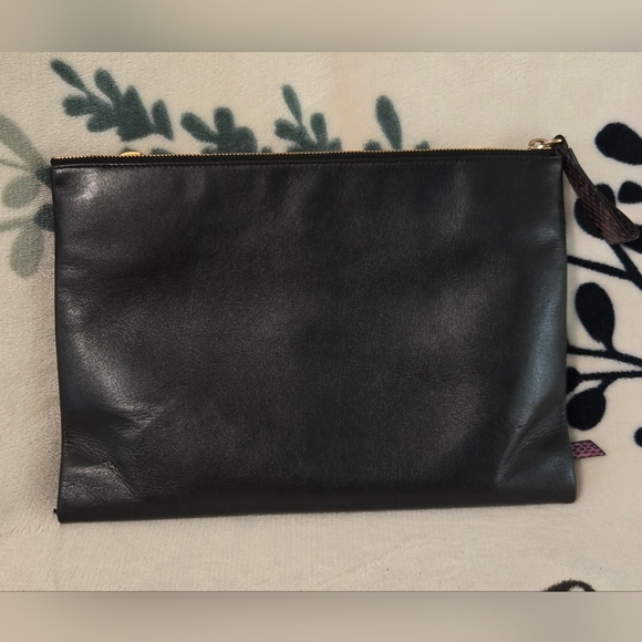 💯 Authentic Rare MCM Muti-Way Clutch (Made in Italy) - Picture 2 of 16